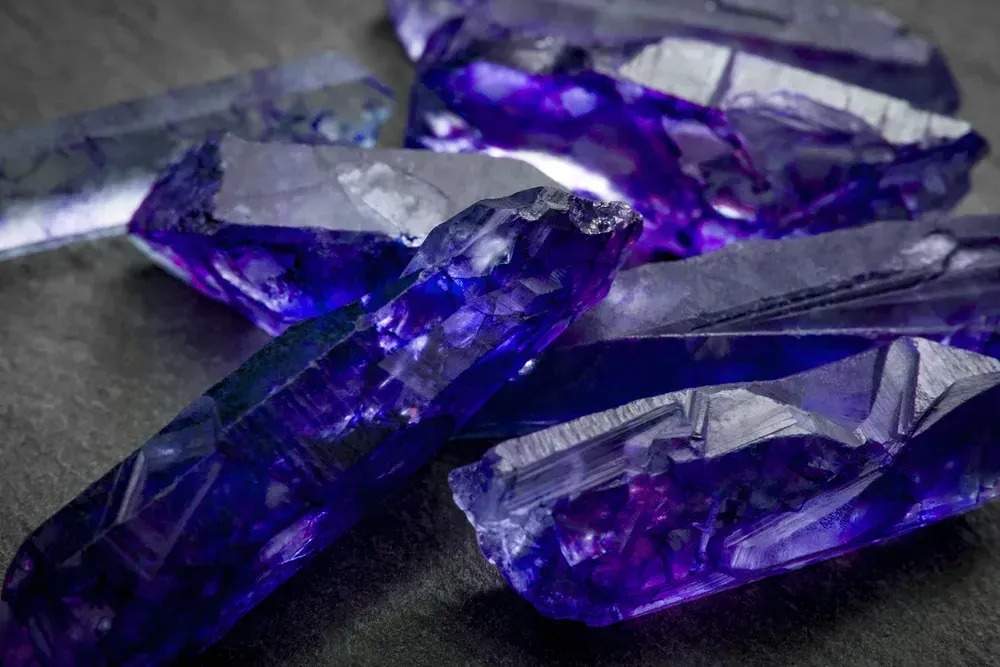 Read more about the article All About Tanzanite: Nature’s Rare Gem-Its Beauty, History and Significance